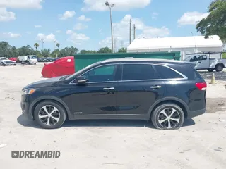 2017 Kia Sorento LX z VIN 5XYPGDA51HG330957, wystawiony jako IAAI lot #42189378 z przebiegiem 139 835 mil mil oraz . Historia ofert i sprzedaży dostępna na DreamBid. Obrazek 14.