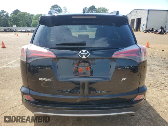 2017 Toyota RAV4 SE z VIN 2T3NFREVXHW366861, wystawiony jako Copart lot #53185445 z przebiegiem 109 386 mil mil oraz Szkoda całkowita • Salvage title. Historia ofert i sprzedaży dostępna na DreamBid. Obrazek 6.