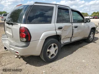 2008 Chevrolet TrailBlazer LT w/1LT with VIN 1GNDS13S282225316, listed as a Copart auction lot 78546984 with 127,740 mi miles and Salvage Title. Bid and sale history available at carsss.com. Image 3.