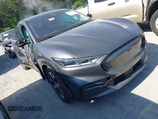 2023 Ford Mustang Mach-E Premium с VIN 3FMTK3SU3PMA83516, выставлен на аукционе IAAI как лот 42319485 с пробегом 8 802 миль миль и . История ставок и продаж доступна на DreamBid. Изображение 1.