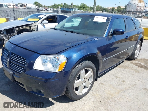 2005 Dodge Magnum z VIN 2D8GZ58255H656450, wystawiony jako IAAI lot #42475944 z przebiegiem 80 098 mil mil oraz . Historia ofert i sprzedaży dostępna na DreamBid. Obrazek 2.