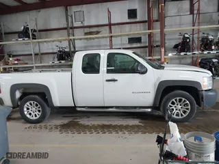 2013 Chevrolet Silverado 1500 Work Truck with VIN 1GCRKPEA2DZ145327, listed as a IAAI auction lot 41644238 with 206,707 mi miles. Bid and sale history available at carsss.com. Image 13.