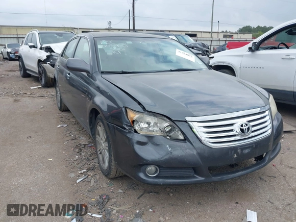 2008 Toyota Avalon XL with VIN 4T1BK36B78U264104, listed as a IAAI auction lot 41934012 with 193,881 mi miles. Bid and sale history available at carsss.com. Image 1.