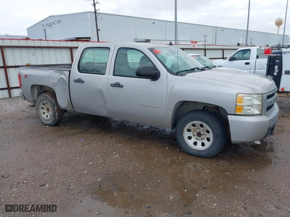 2007 Chevrolet Silverado 1500 LT w/1LT with VIN 2GCEC13CX71567954, listed as a IAAI auction lot 41697566 with 74,568 mi miles. Bid and sale history available at carsss.com. Image 13.
