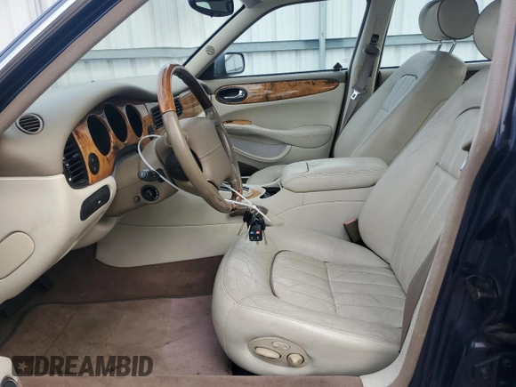 2001 Jaguar XJ with VIN SAJDA14C41LF38763, listed as a Copart auction lot 86796434 with 60,076 mi miles and Clean Title. Bid and sale history available at carsss.com. Image 7.