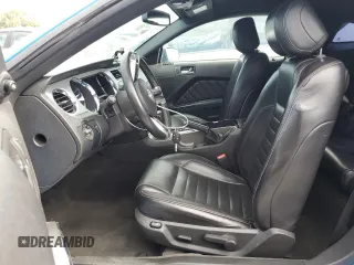 2013 Ford Mustang V6 с VIN 1ZVBP8AM9D5248001, выставлен на аукционе Copart как лот 56514375 с пробегом 119 971 миль миль и Списание • Salvage title. История ставок и продаж доступна на DreamBid. Изображение 7.