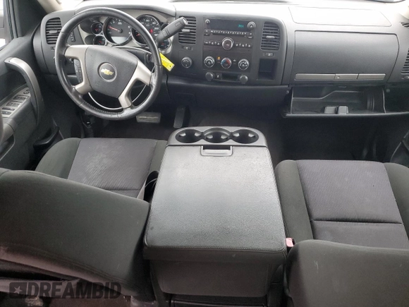 2013 Chevrolet Silverado 1500 LT with VIN 3GCPKSE73DG109371, listed as a Copart auction lot 55916565 with 240,107 mi miles and Non Repairable. Bid and sale history available at DreamBid. Image 8.