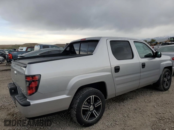 2014 Honda Ridgeline Sport with VIN 5FPYK1F72EB008351, listed as a Copart auction lot 53985895 with 82,271 mi miles and Salvage title. Bid and sale history available at DreamBid. Image 3.