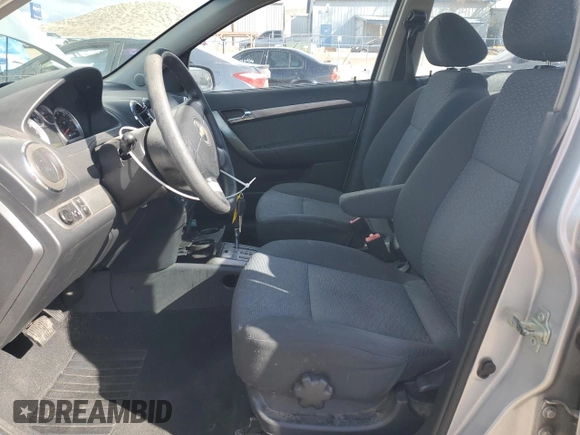 2008 Chevrolet Aveo LT with VIN KL1TG56658B261388, listed as a Copart auction lot 45560525 with 104,915 mi miles and Salvage title. Bid and sale history available at DreamBid. Image 7.