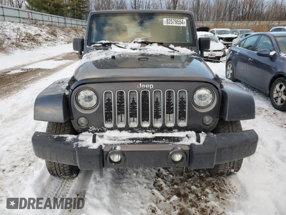2017 Jeep Wrangler Unlimited 75th Anniversary z VIN 1C4BJWEG8HL585435, wystawiony jako Copart lot #82579554 z przebiegiem 124 840 mil mil oraz Czysty tytuł • Clean title. Historia ofert i sprzedaży dostępna na DreamBid. Obrazek 5.
