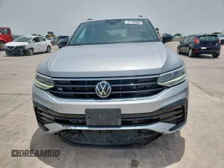 2022 Volkswagen Tiguan SE R-Line Black with VIN 3VVCB7AX5NM016910, listed as a Copart auction lot 57120005 with 54,812 mi miles and Salvage title. Bid and sale history available at DreamBid. Image 5.