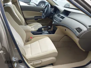 2008 Honda Accord LX z VIN 1HGCP26318A041265, wystawiony jako IAAI lot #42065423 z przebiegiem 131 565 mil mil oraz . Historia ofert i sprzedaży dostępna na DreamBid. Obrazek 5.
