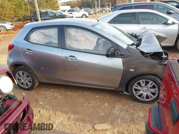2012 Mazda 2 Sport with VIN JM1DE1KY8C0132164, listed as a IAAI auction lot 41101183 with Not Provided miles. Bid and sale history available at carsss.com. Image 1.