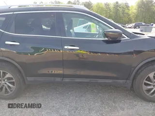 2016 Nissan Rogue SL with VIN 5N1AT2MV8GC870418, listed as a IAAI auction lot 42005368 with 61,063 mi miles and . Bid and sale history available at DreamBid. Image 13.
