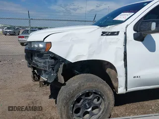 2021 Chevrolet Silverado 1500 LT Trail Boss with VIN 3GCPYFEL7MG137063, listed as a IAAI auction lot 40109747 with Not Provided miles and . Bid and sale history available at DreamBid. Image 6.