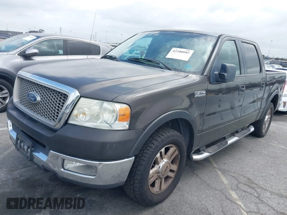 2005 Ford F-150 XLT with VIN 1FTPW12505KE81102, listed as a IAAI auction lot 42200085 with 88,030 mi miles and . Bid and sale history available at carsss.com. Image 2.