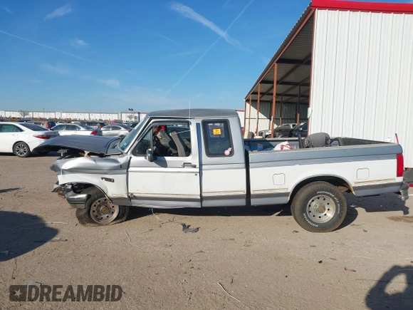 1995 Ford F-150 with VIN 1FTEX15N4SKC26738, listed as a IAAI auction lot 41575192 with 1 mi miles. Bid and sale history available at carsss.com. Image 14.