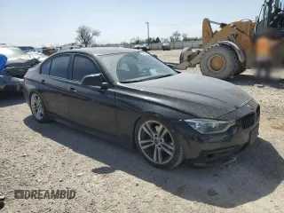 2017 BMW 3 Series 320i z VIN WBA8E1G34HNU17028, wystawiony jako Copart lot #48435285 z przebiegiem 87 677 mil mil oraz Czysty tytuł • Clean title. Historia ofert i sprzedaży dostępna na DreamBid. Obrazek 4.