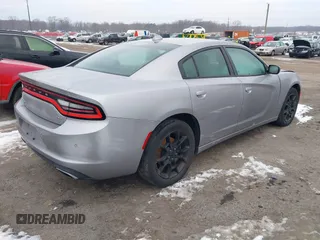 2015 Dodge Charger SXT z VIN 2C3CDXJGXFH891493, wystawiony jako IAAI lot #41316110 z przebiegiem 161 281 mil mil oraz . Historia ofert i sprzedaży dostępna na DreamBid. Obrazek 4.