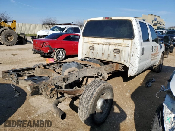 2007 Ford F-250 XL with VIN 1FTSW20P07EA17846, listed as a Copart auction lot 85540304 with 250,253 mi miles and Salvage Title. Bid and sale history available at DreamBid. Image 3.