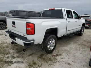 2017 GMC Sierra 2500HD SLT with VIN 1GT12TEY5HF180714, listed as a Copart auction lot 73721334 with 0 mi miles and Non Repairable. Bid and sale history available at carsss.com. Image 4.