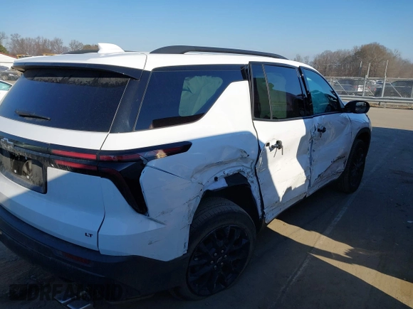2024 Chevrolet Traverse FWD LT with VIN 1GNERGKS0RJ153334, listed as a IAAI auction lot 41415616 with 8,340 mi miles and . Bid and sale history available at DreamBid. Image 4.