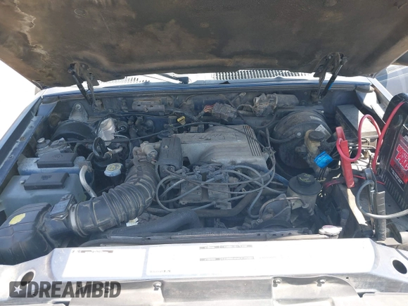 2000 Ford Explorer z VIN 1FMZU64P3YZB70619, wystawiony jako IAAI lot #42000128 z przebiegiem 230 681 mil mil oraz . Historia ofert i sprzedaży dostępna na DreamBid. Obrazek 10.