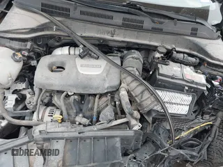 2019 Hyundai Kona Limited with VIN KM8K33A51KU355200, listed as a IAAI auction lot 41577081 with 14,718 mi miles. Bid and sale history available at carsss.com. Image 10.