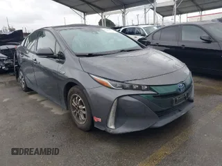 2017 Toyota Prius Plus with VIN JTDKARFP9H3059671, listed as a IAAI auction lot 41813134 with 187,695 mi miles and . Bid and sale history available at DreamBid. Image 1.