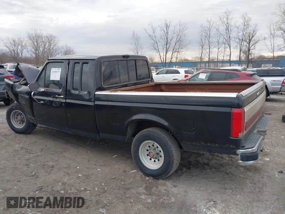 1990 Ford F-150 with VIN 1FTEX15NXLKB49682, listed as a IAAI auction lot 41898579 with 32,935 mi miles and . Bid and sale history available at DreamBid. Image 3.