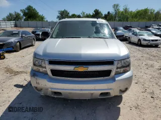 2013 Chevrolet Tahoe LT with VIN 1GNSKBE03DR128667, listed as a Copart auction lot 53108885 with 180,922 mi miles and Clean Title. Bid and sale history available at DreamBid. Image 5.