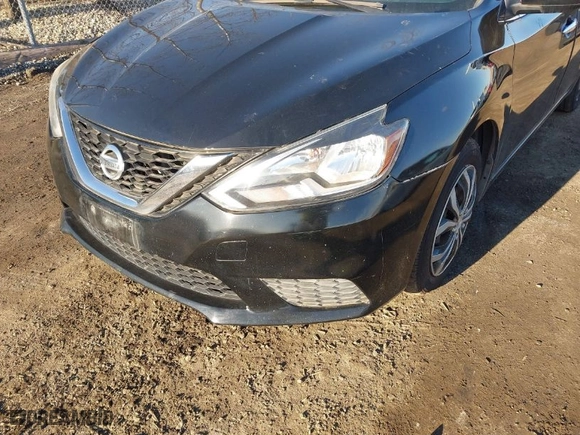 2016 Nissan Sentra SR with VIN 3N1AB7AP0GL650501, listed as a IAAI auction lot 41740921 with 100,386 mi miles. Bid and sale history available at carsss.com. Image 6.