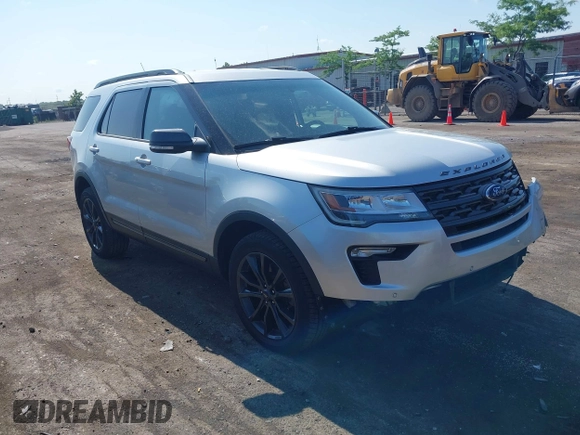 2019 Ford Explorer XLT z VIN 1FM5K8D83KGA27455, wystawiony jako IAAI lot #42468757 z przebiegiem 36 109 mil mil oraz . Historia ofert i sprzedaży dostępna na DreamBid. Obrazek 1.