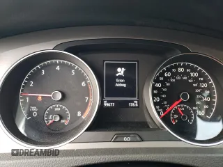 2016 Volkswagen Golf TSI S z VIN 3VW217AU3GM065199, wystawiony jako Copart lot #84048104 z przebiegiem 99 677 mil mil oraz Szkoda całkowita • Salvage title. Historia ofert i sprzedaży dostępna na DreamBid. Obrazek 9.