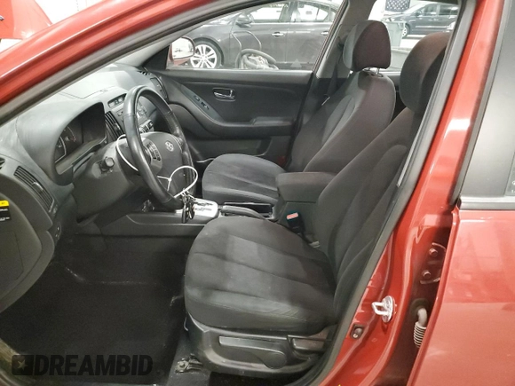 2010 Hyundai Elantra GLS z VIN KMHDU4AD1AU953272, wystawiony jako Copart lot #56724705 z przebiegiem 100 063 mil mil oraz Szkoda całkowita • Salvage title. Historia ofert i sprzedaży dostępna na DreamBid. Obrazek 7.