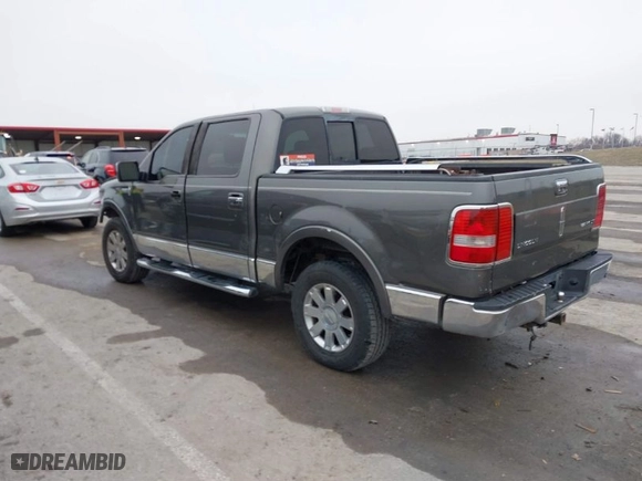 2007 Lincoln Mark LT with VIN 5LTPW16537FJ04475, listed as a IAAI auction lot 41549349 with NaN miles. Bid and sale history available at carsss.com. Image 3.