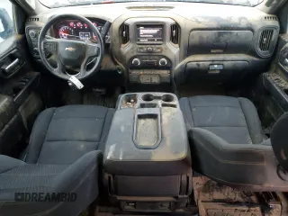 2022 Chevrolet Silverado 1500 with VIN 3GCPDAEK9NG640617, listed as a Copart auction lot 44462135 with 53,984 mi miles and Salvage Title. Bid and sale history available at DreamBid. Image 8.