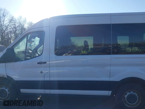 2017 Ford Transit Passenger XL с VIN 1FMZK1CM2HKA76580, выставлен на аукционе IAAI как лот 41436797 с пробегом 86 355 миль миль и . История ставок и продаж доступна на DreamBid. Изображение 15.