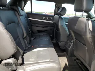 2017 Ford Explorer XLT z VIN 1FM5K8D84HGD52317, wystawiony jako Copart lot #58200565 z przebiegiem 111 962 mil mil oraz Szkoda całkowita • Salvage title. Historia ofert i sprzedaży dostępna na DreamBid. Obrazek 11.