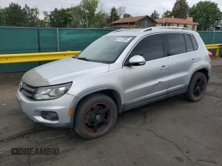 2012 Volkswagen Tiguan SE z VIN WVGBV7AX4CW540656, wystawiony jako Copart lot #61473285 z przebiegiem 155 440 mil mil oraz Czysty tytuł • Clean title. Historia ofert i sprzedaży dostępna na DreamBid. Obrazek 1.