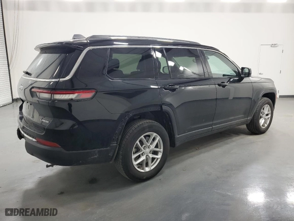 2023 Jeep Grand Cherokee L Laredo with VIN 1C4RJJAGXP8901720, listed as a Copart auction lot 41498095 with 43,192 mi miles and Clean Title. Bid and sale history available at carsss.com. Image 3.