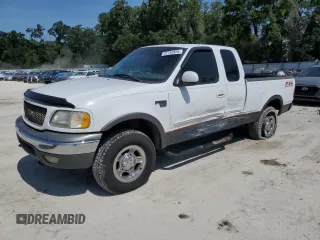 2003 Ford F-150 XL z VIN 1FTRX18W63NA45758, wystawiony jako Copart lot #57752825 z przebiegiem 234 663 mil mil oraz Szkoda całkowita • Salvage title. Historia ofert i sprzedaży dostępna na DreamBid. Obrazek 1.