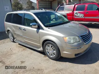 2008 Chrysler Town & Country Limited with VIN 2A8HR64X48R735030, listed as a IAAI auction lot 41997359 with 136,778 mi miles. Bid and sale history available at carsss.com. Image 1.