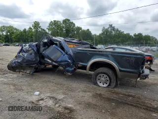 2004 Ford F-250 XL z VIN 1FTNX21L54EC84711, wystawiony jako Copart lot #64636685 z przebiegiem Nie podano mil oraz Szkoda całkowita • Salvage title. Historia ofert i sprzedaży dostępna na DreamBid. Obrazek 2.