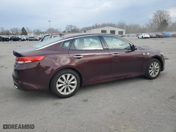 2017 Kia Optima EX with VIN 5XXGU4L38HG153056, listed as a Copart auction lot 46900665 with 82,990 mi miles and Salvage Title. Bid and sale history available at carsss.com. Image 3.