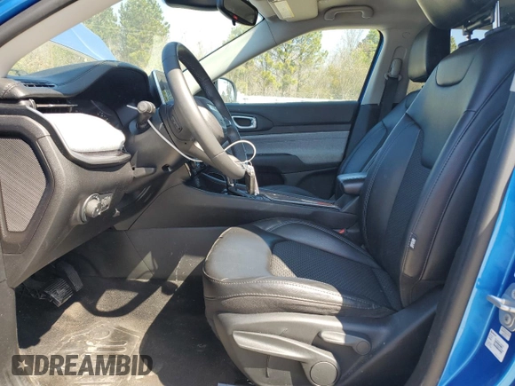 2022 Jeep Compass Altitude with VIN 3C4NJDBB5NT152956, listed as a Copart auction lot 49622375 with 38,471 mi miles and Salvage Title. Bid and sale history available at carsss.com. Image 7.