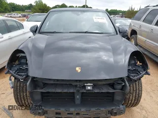 2017 Porsche Cayenne с VIN WP1AA2A20HKA89404, выставлен на аукционе IAAI как лот 42301060 с пробегом 166 083 миль миль и . История ставок и продаж доступна на DreamBid. Изображение 13.
