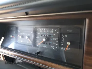 1991 Dodge Dynasty LE z VIN 1B3XC56R9MD115785, wystawiony jako Copart lot #48073715 z przebiegiem 64 483 mil mil oraz Szkoda całkowita • Salvage title. Historia ofert i sprzedaży dostępna na DreamBid. Obrazek 9.