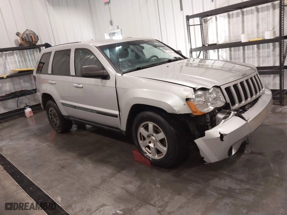 2008 Jeep Grand Cherokee Laredo with VIN 1J8GR48K88C108967, listed as a IAAI auction lot 41306142 with 190,786 mi miles. Bid and sale history available at carsss.com. Image 1.