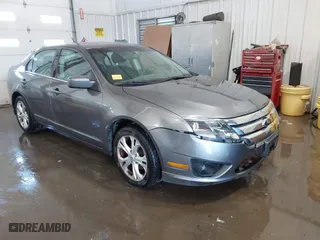2012 Ford Fusion SE with VIN 3FAHP0HG6CR400963, listed as a IAAI auction lot 41621992 with 137,842 mi miles. Bid and sale history available at carsss.com. Image 1.